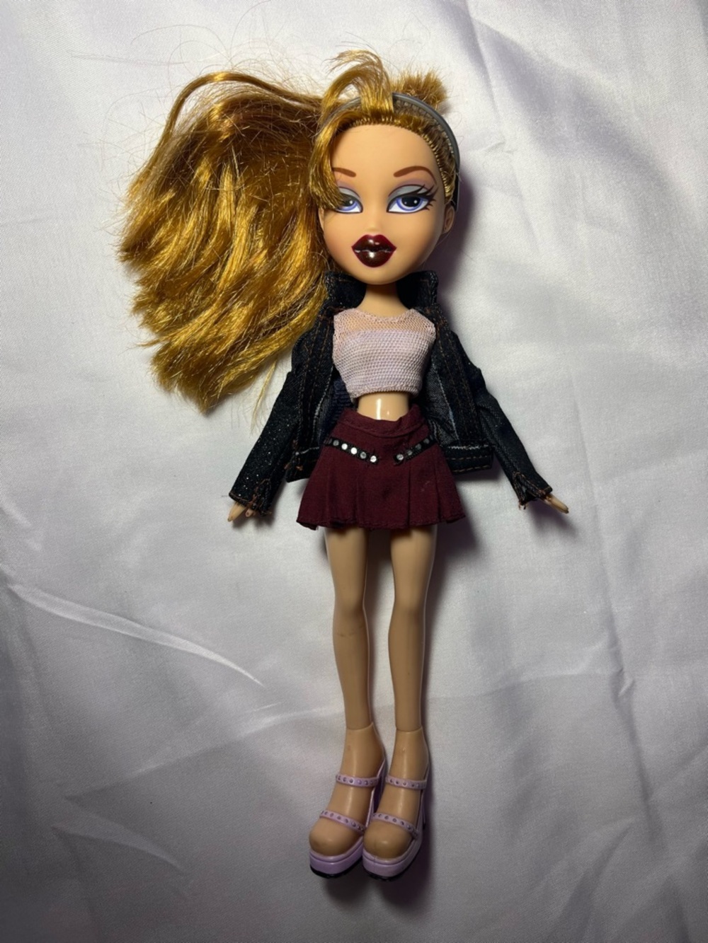 Vintage 2002 Bratz‎ Meygan Funk N Glow Doll Y2K Outfit Light Up Jacket